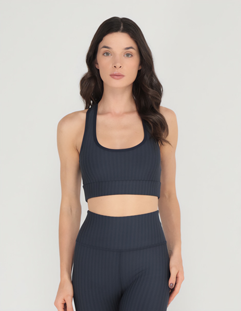Top deportivo Beyond Yoga para yoga mujer