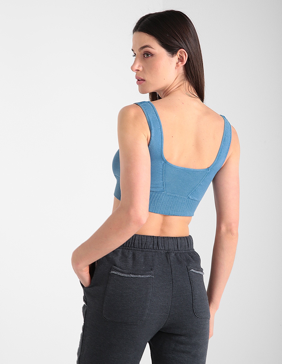 Top deportivo para entrenamiento mujer 4