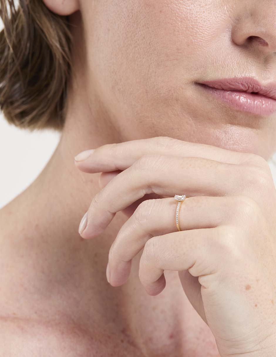 Anillo de compromiso de oro 14 k diamante