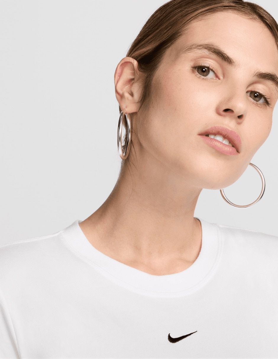 Playera manga corta cuello redondo para mujer 4