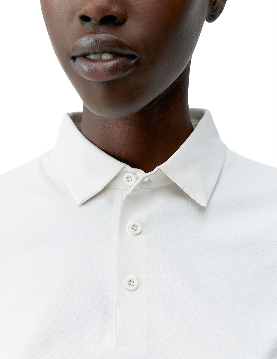 Playera manga corta Born cuello polo para mujer