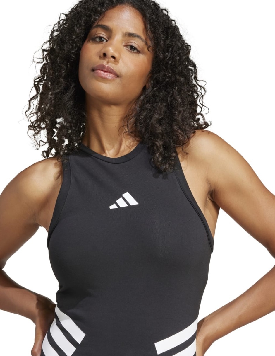 Playera Iconos del futuro cuello redondo para mujer 10