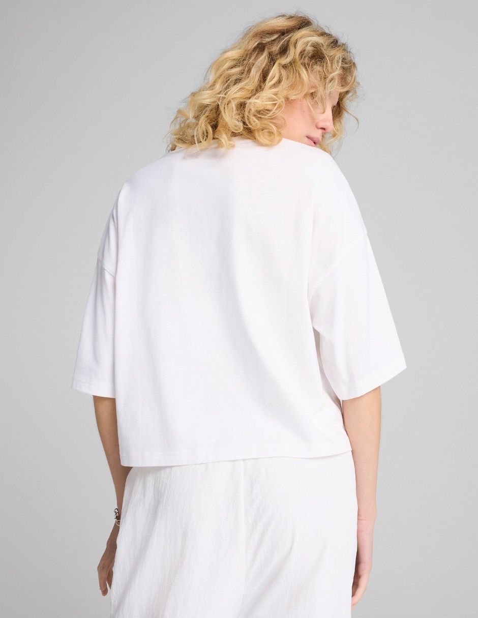 Playera manga corta Wardrobe Ess Oversized cuello redondo para mujer 3