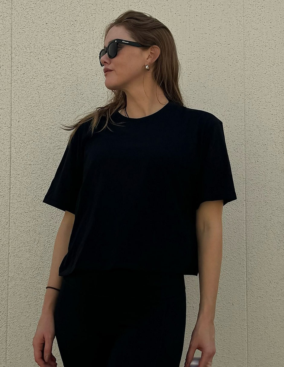 Playera manga corta cuello redondo mujer 4