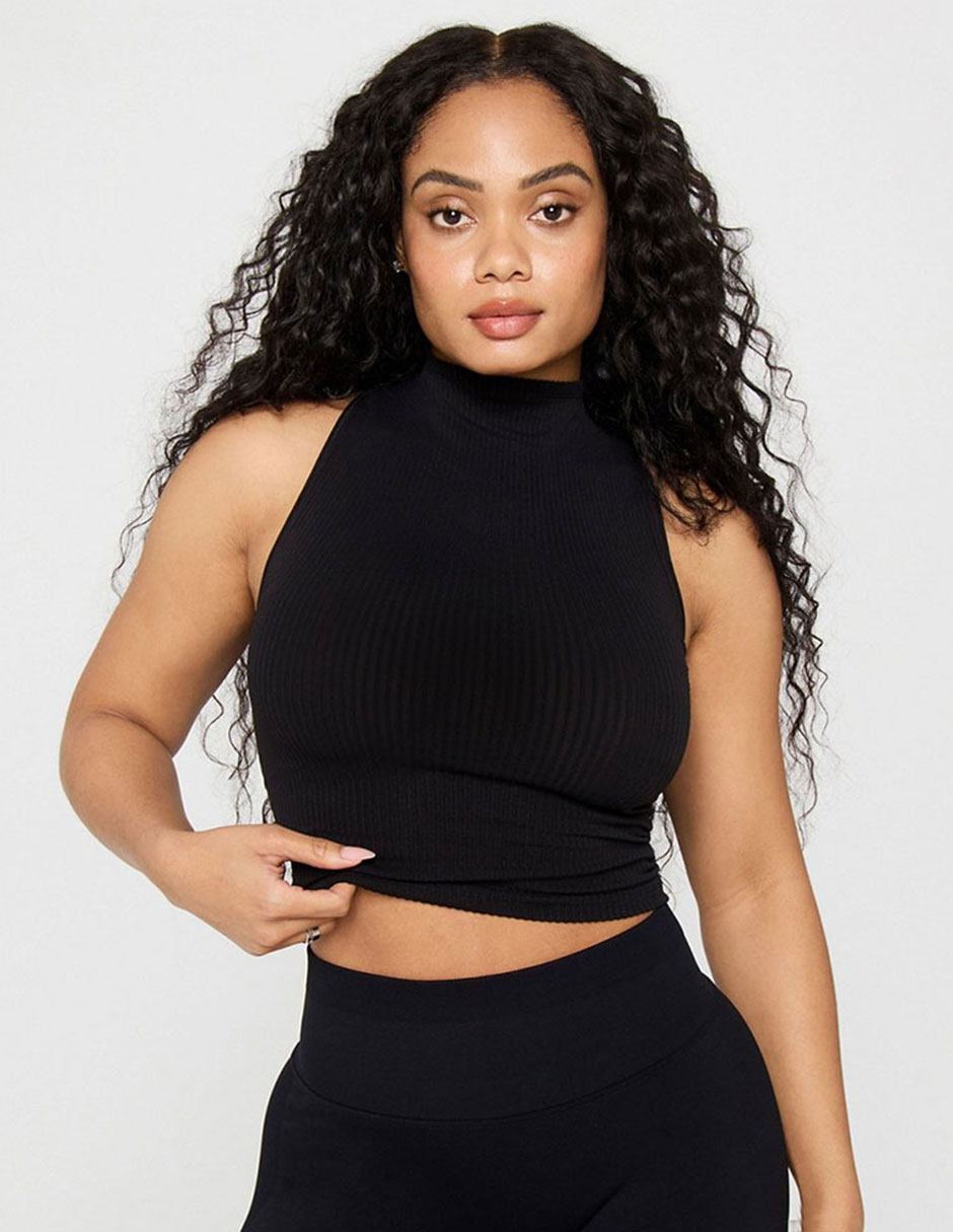 Playera cuello alto para mujer