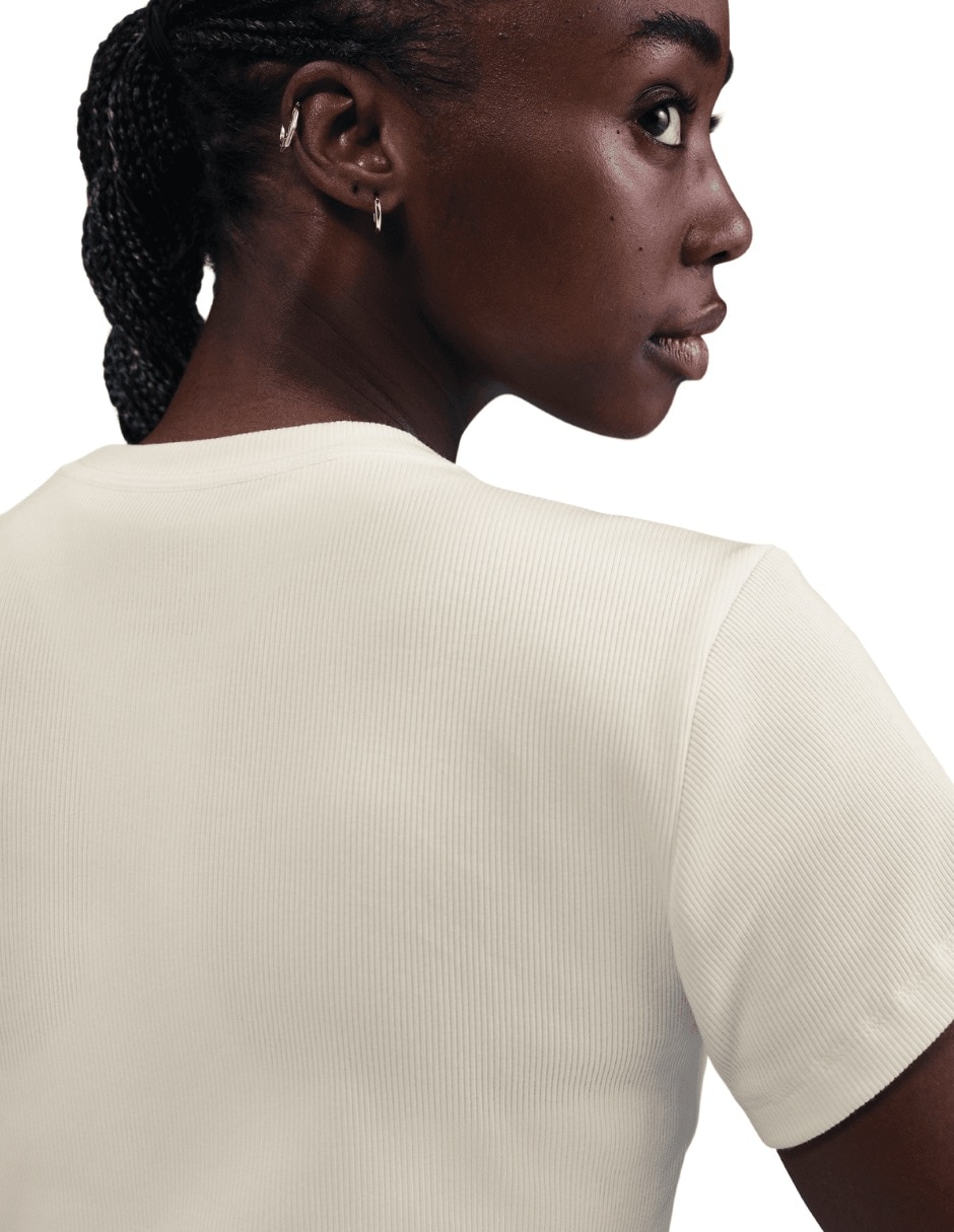 Playera manga corta Nike cuello redondo para mujer