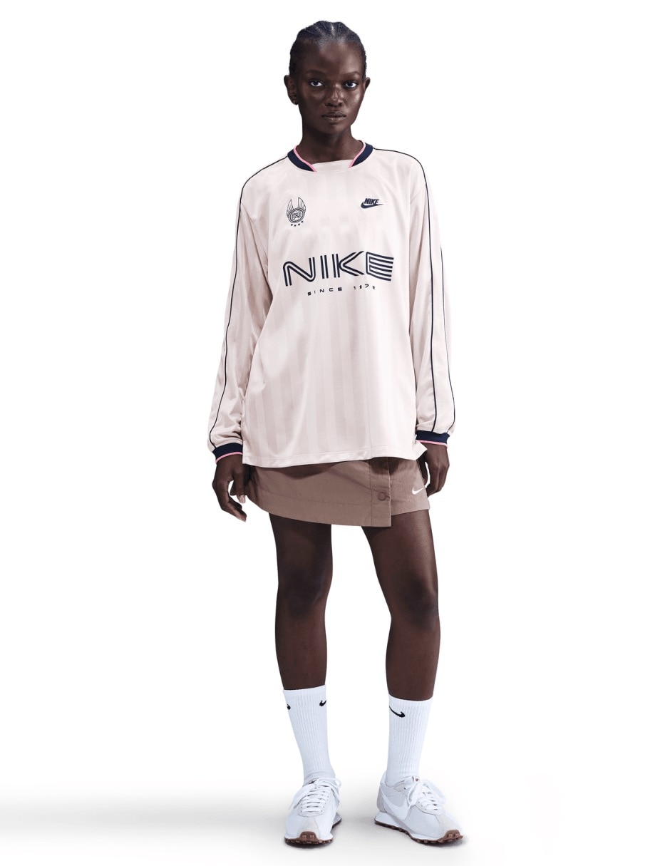 Playera manga larga Nike cuello redondo para mujer