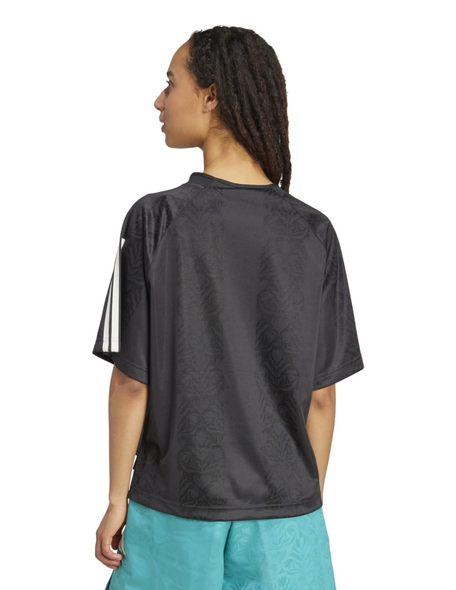 Playera manga corta Adidas Sportswear House Of Tiro cuello redondo para mujer
