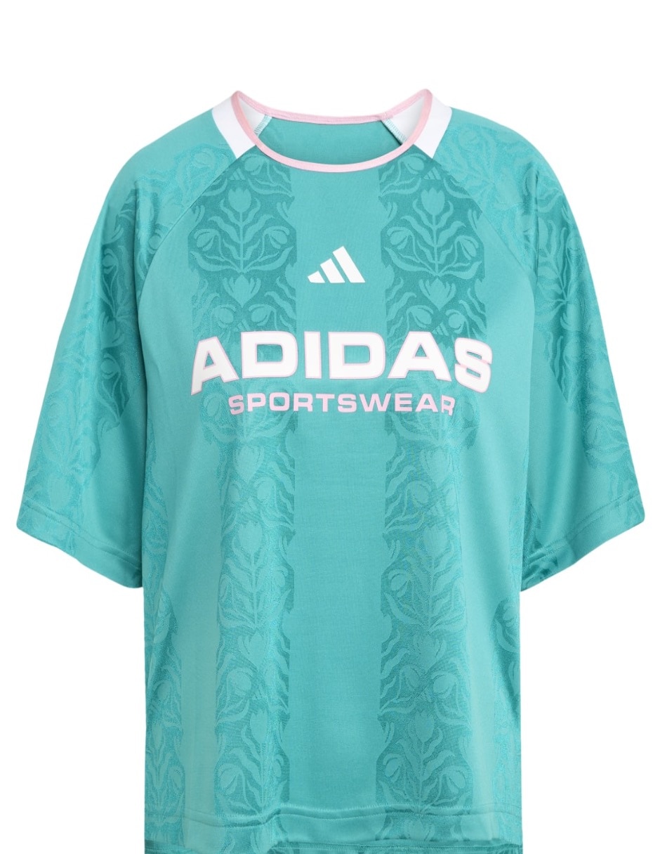Playera manga corta Adidas Sportswear House Of Tiro cuello redondo para mujer
