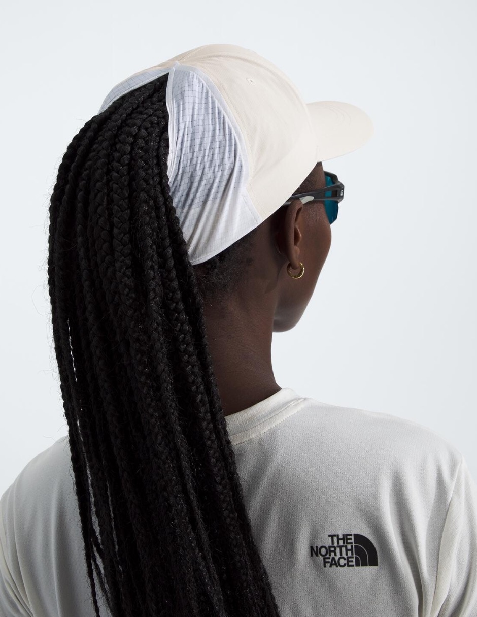 Gorra con visera curva para entrenamiento para mujer 4