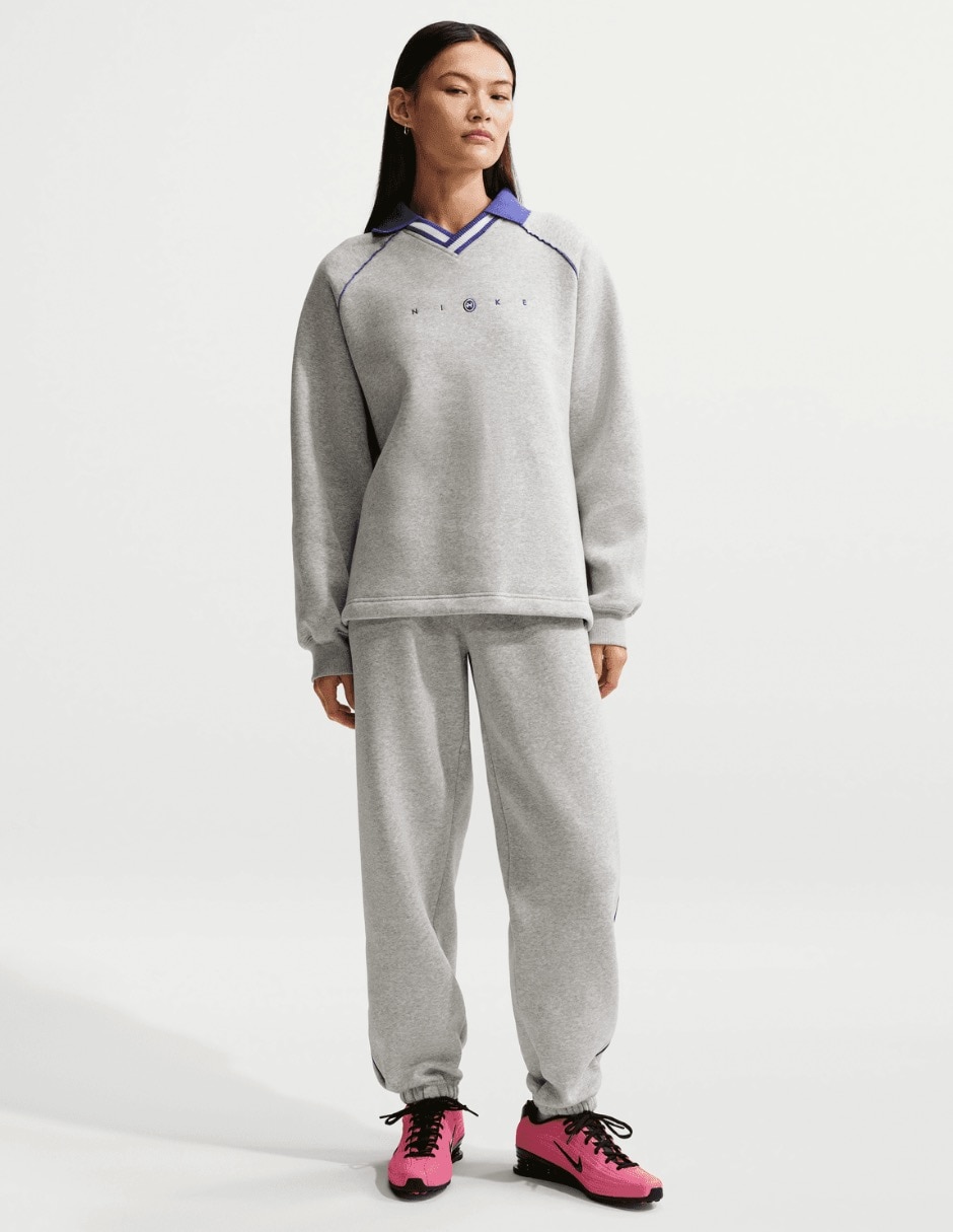 Playera manga larga Nike cuello polo para mujer