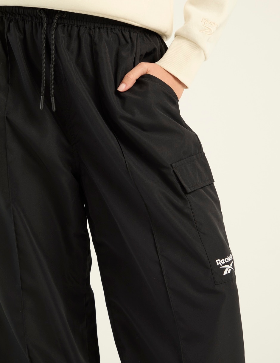 Pantalón cargo amplio para mujer 7