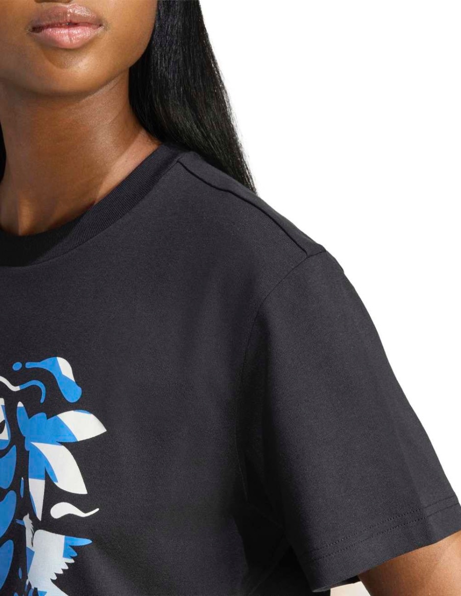 Playera manga corta Fifa World Cup Table Tee cuello redondo para mujer