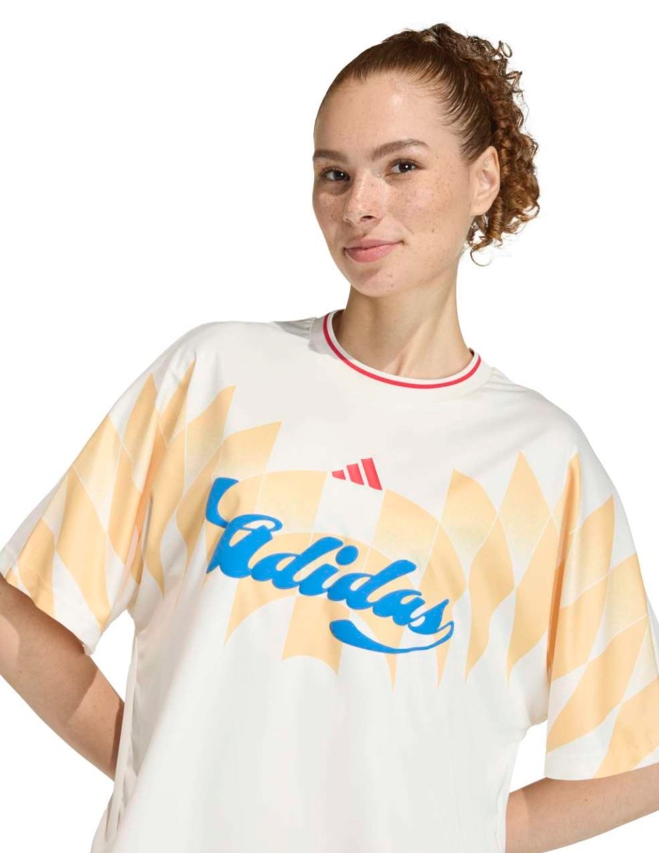 Playera manga corta Fifa World Cup House Of Tiro cuello redondo para mujer