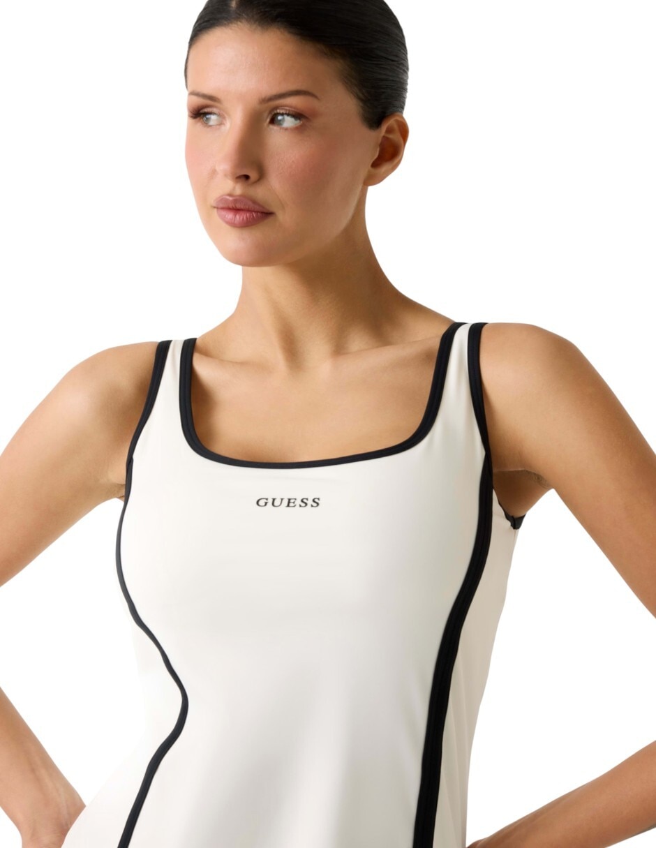 Vestido corto athleisure para mujer 3