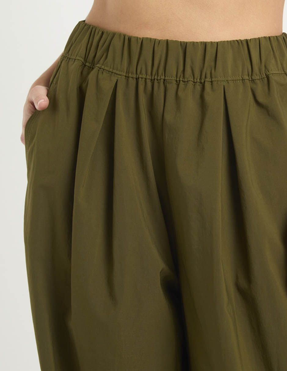 Pants amplio con elástico para mujer 9