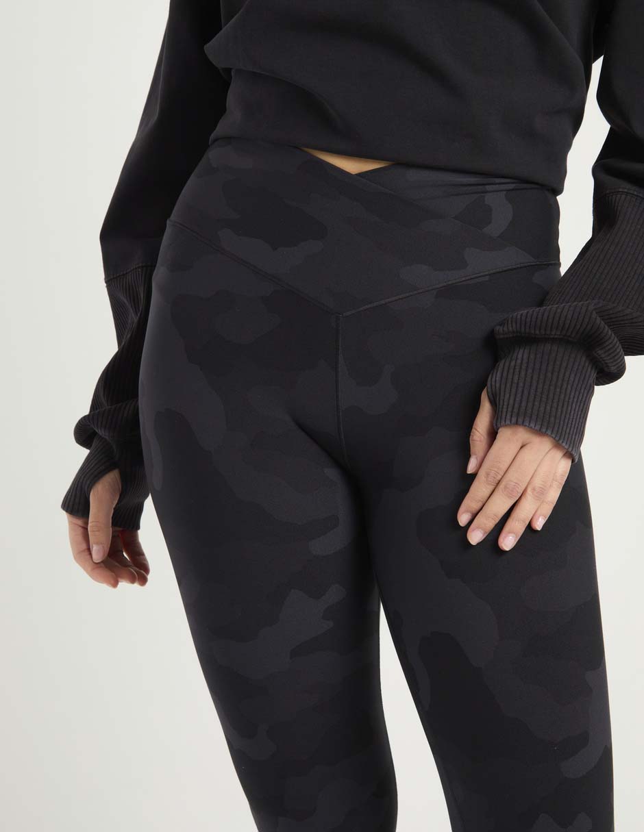 Legging Offline By Aerie a la cintura con elástico para mujer
