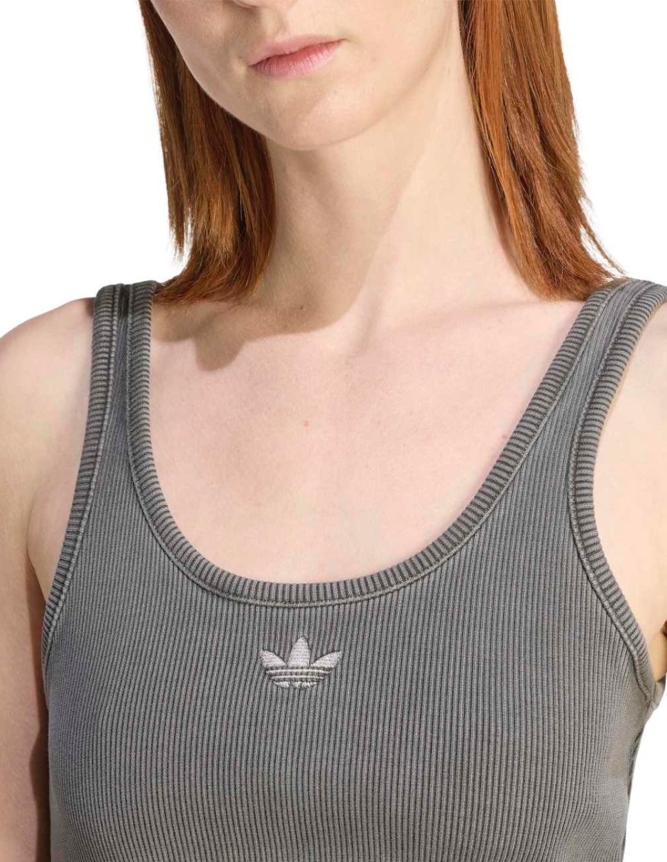 Playera manga corta adidas originals ess tnk cuello redondo para mujer