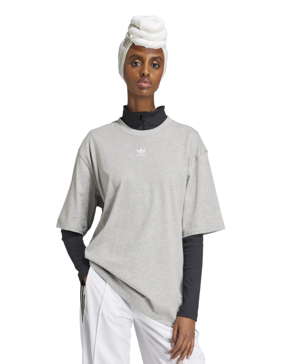 Playera manga al codo cuello redondo para mujer