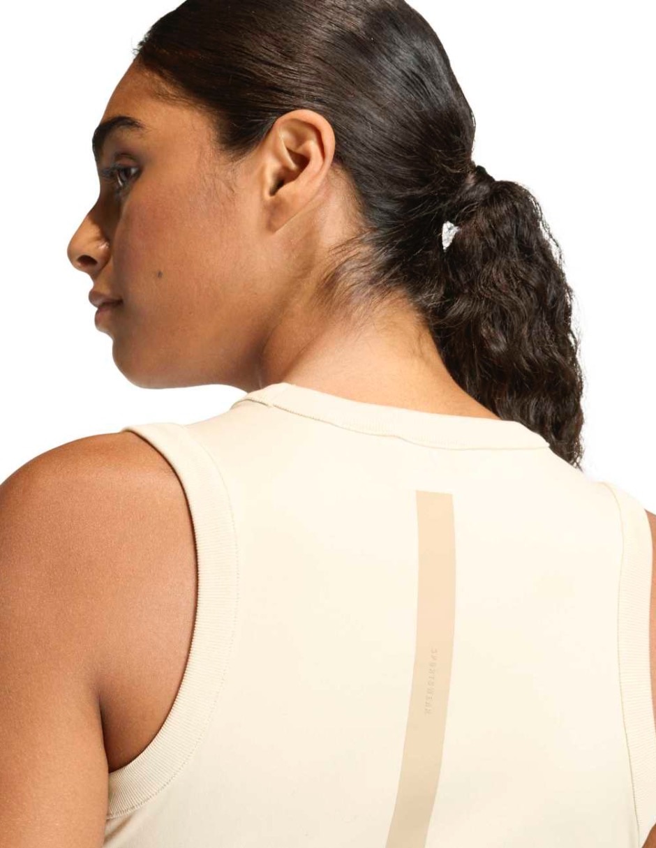 Playera tank cuello redondo para mujer 11
