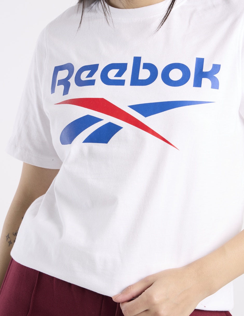 Playera manga corta Reebok cuello redondo para mujer