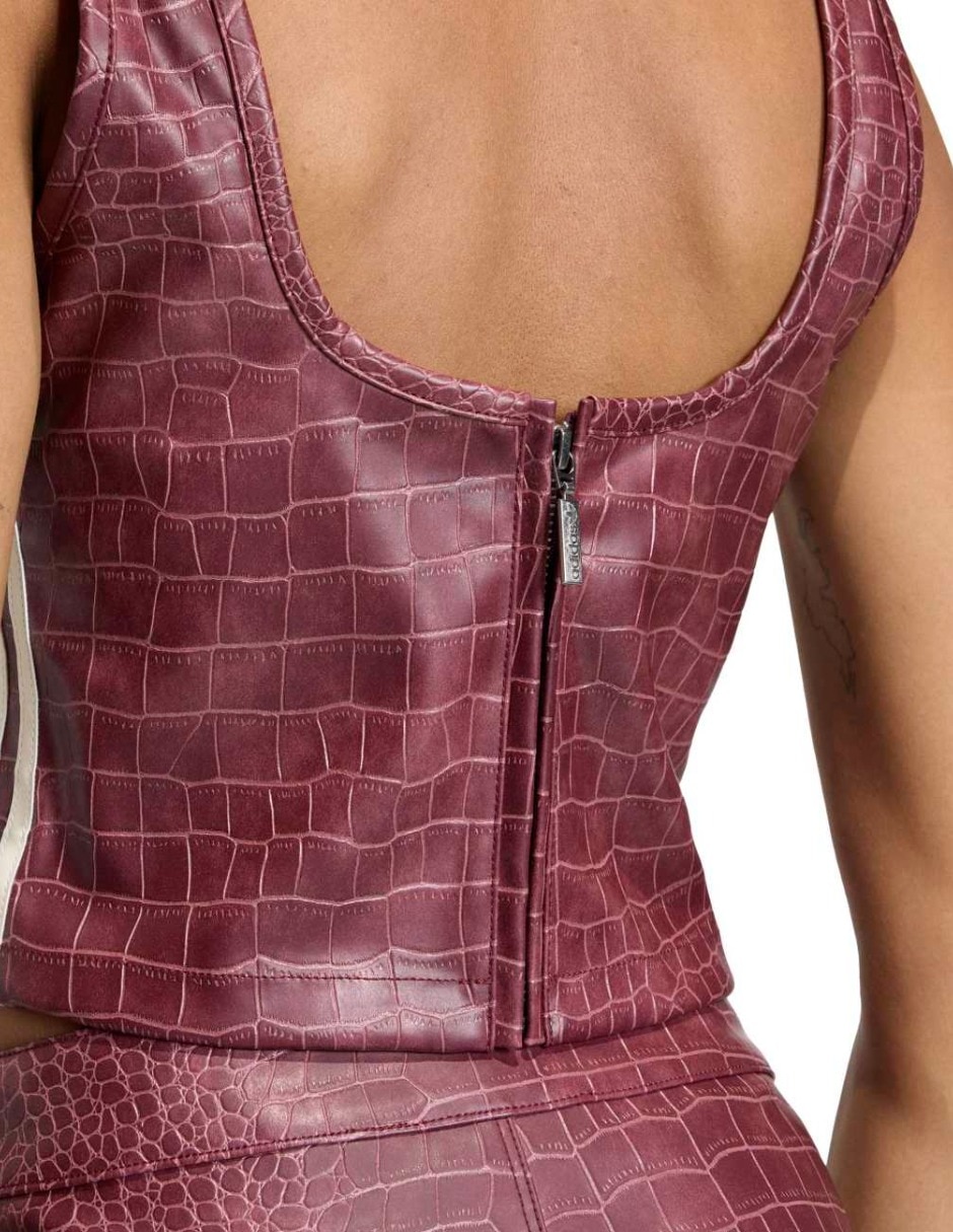 Playera sin manga cuello cuadrado para mujer 6