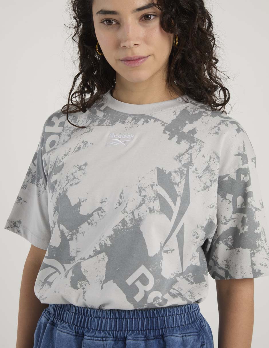 Playera manga al codo Reebok cuello redondo para mujer