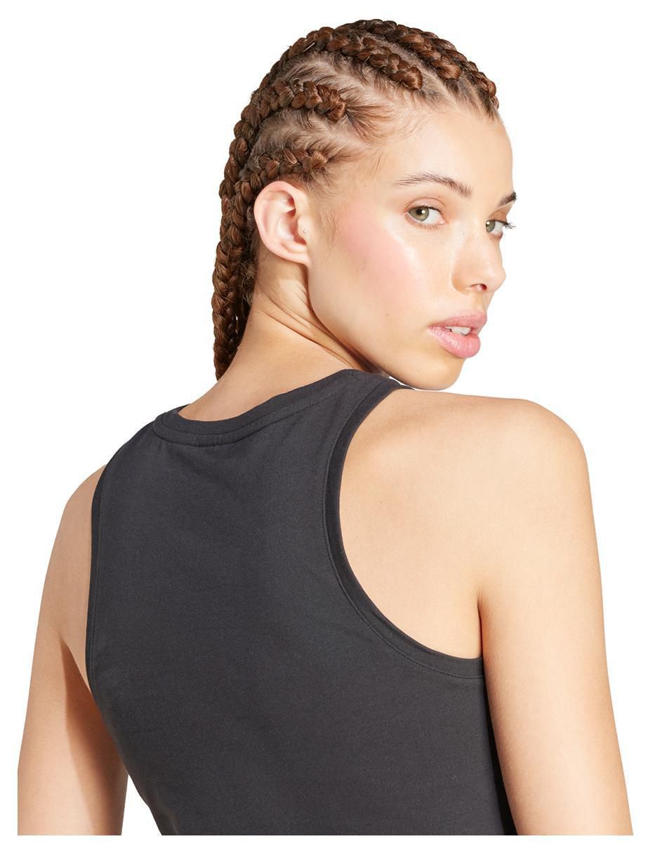 Playera tank Adidas Essentials cuello redondo para mujer