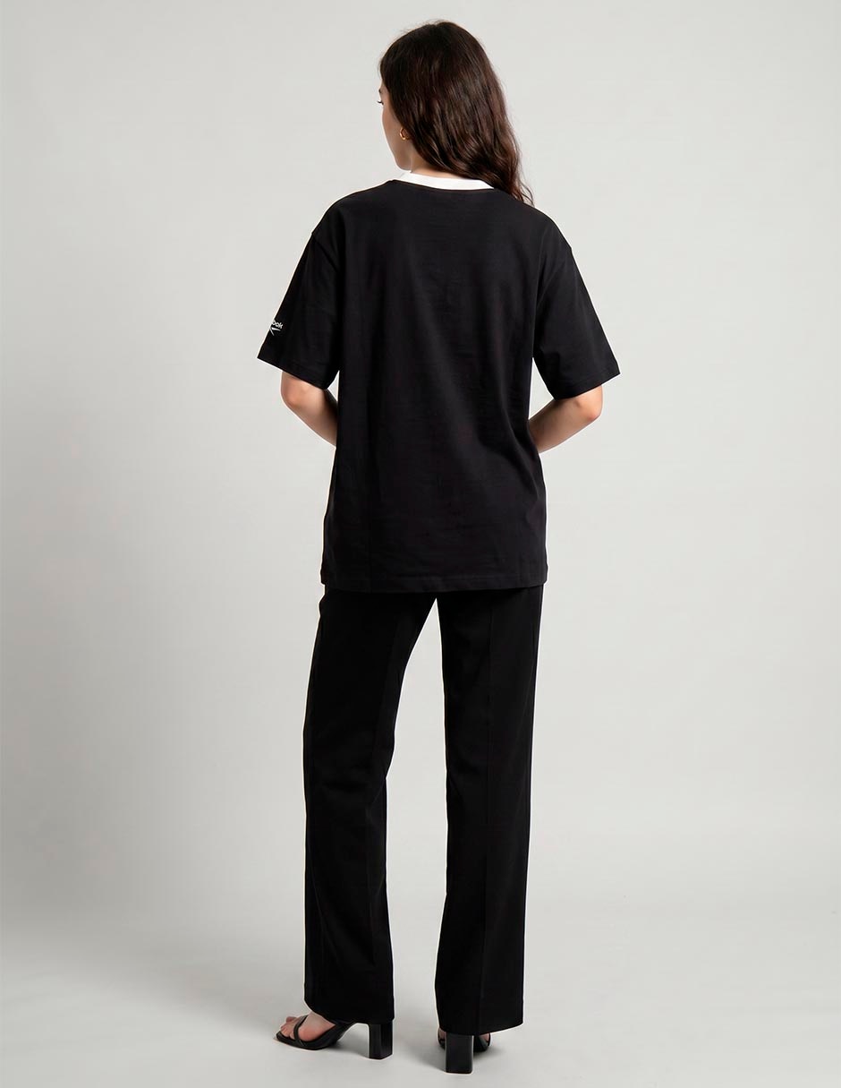 Playera manga corta reebok lawn club cuello redondo para mujer