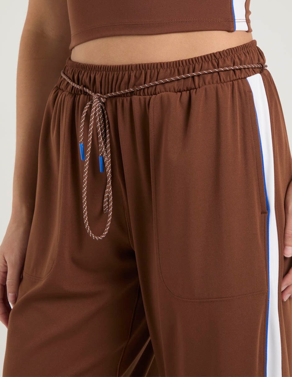 Pantalón flare amplio para mujer