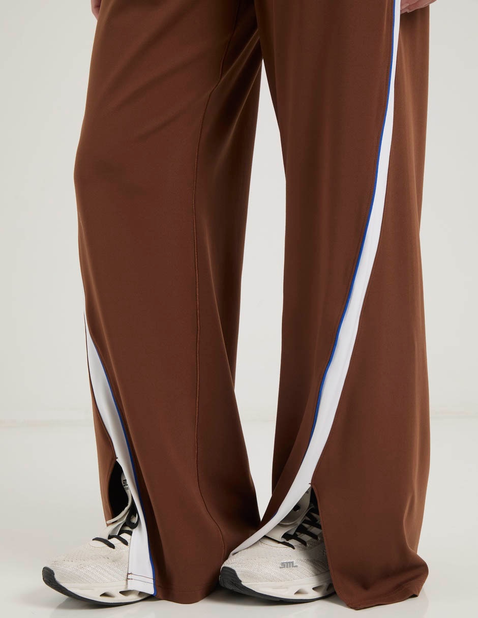 Pantalón acampanado offline by aerie amplio para mujer