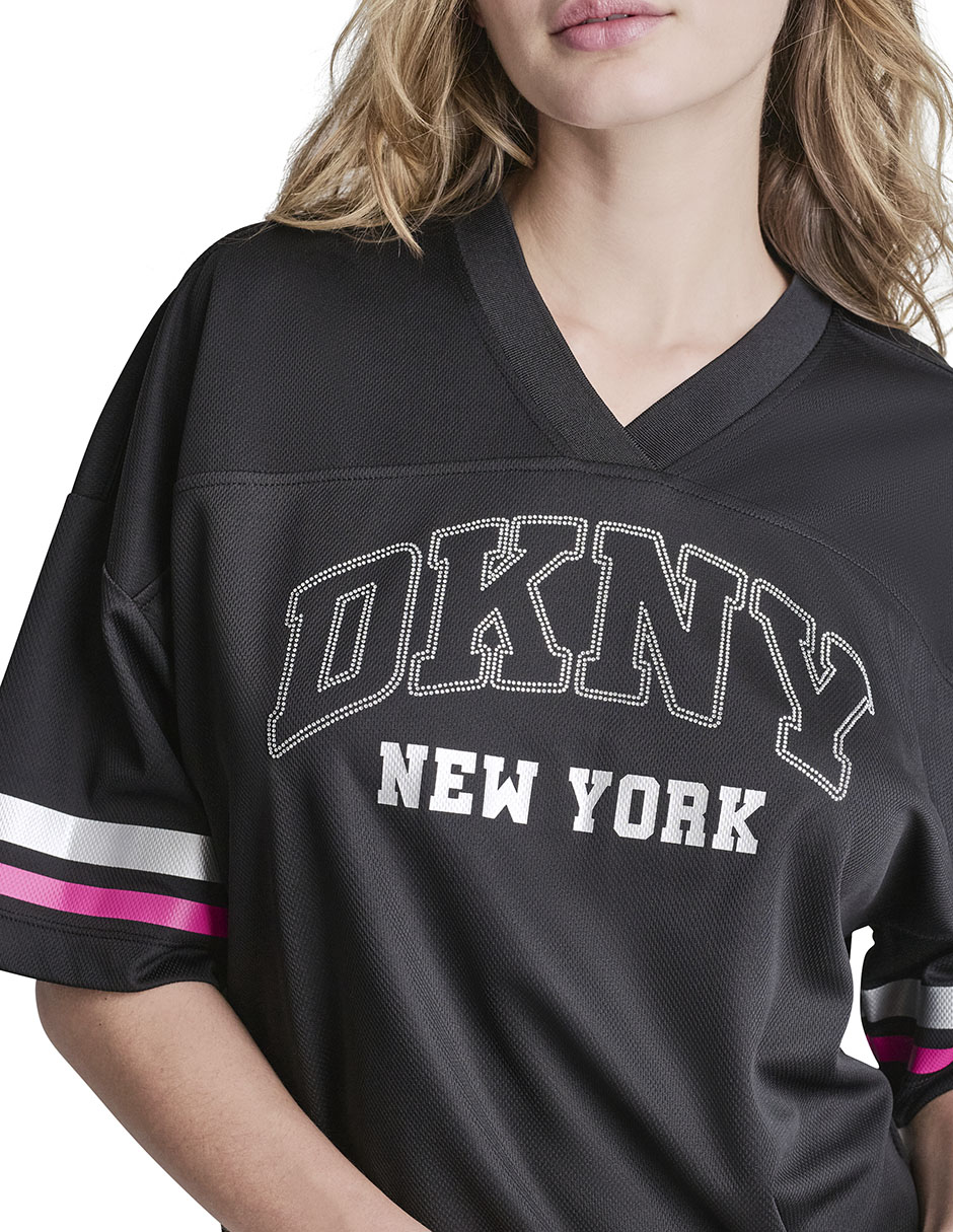 Playera manga al codo cuello V para mujer 4
