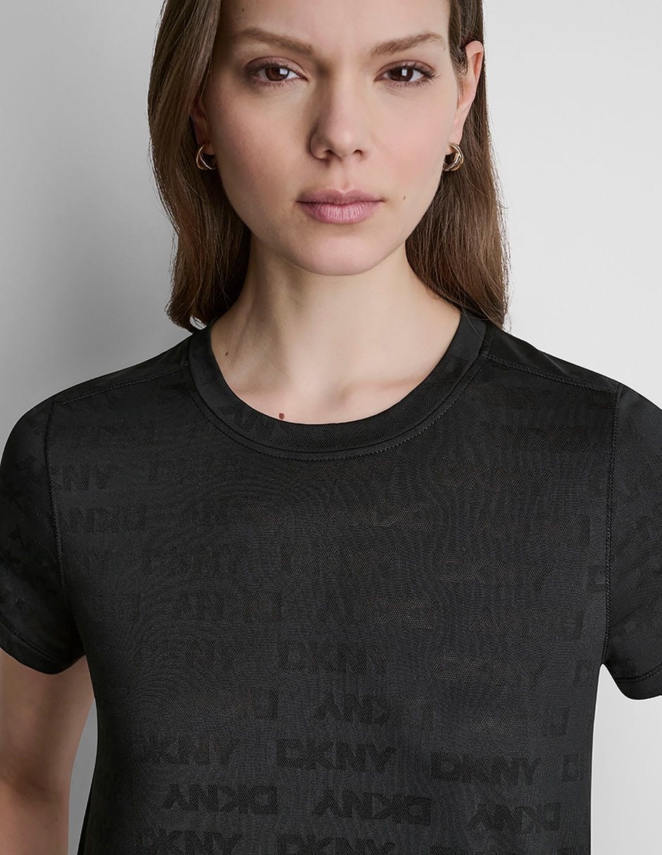 Playera cuello redondo manga corta para mujer 6