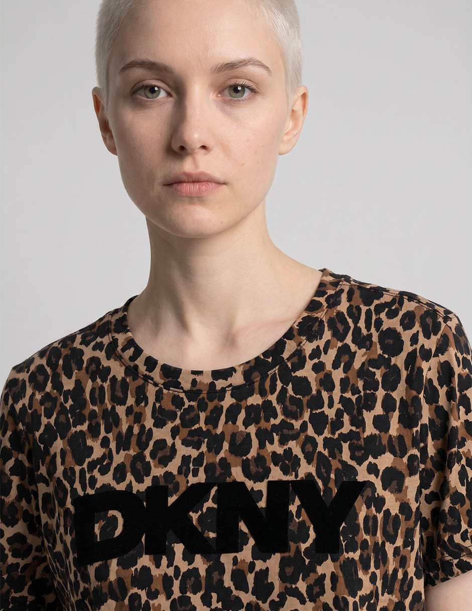 Playera manga corta para mujer 4