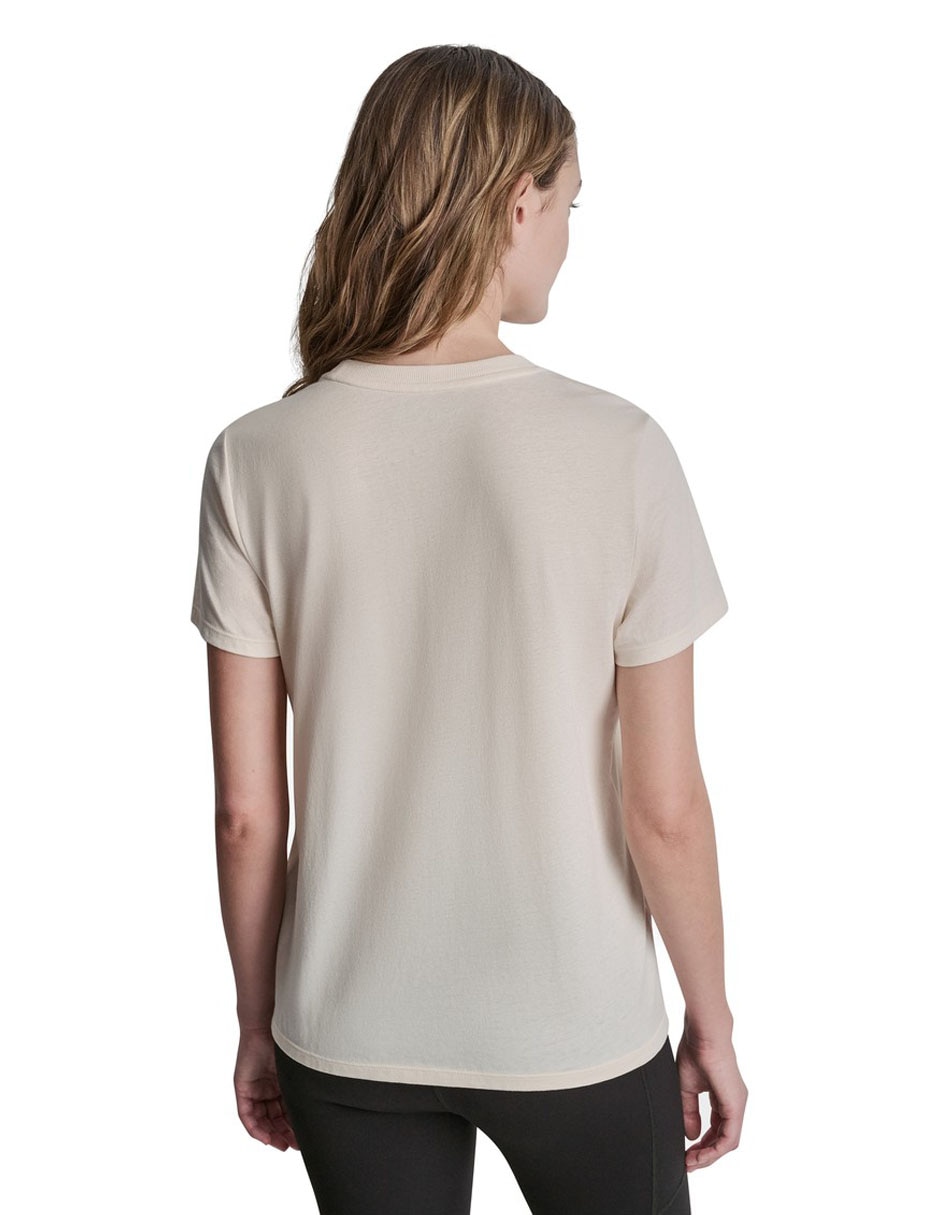 Playera cuello redondo para mujer 4