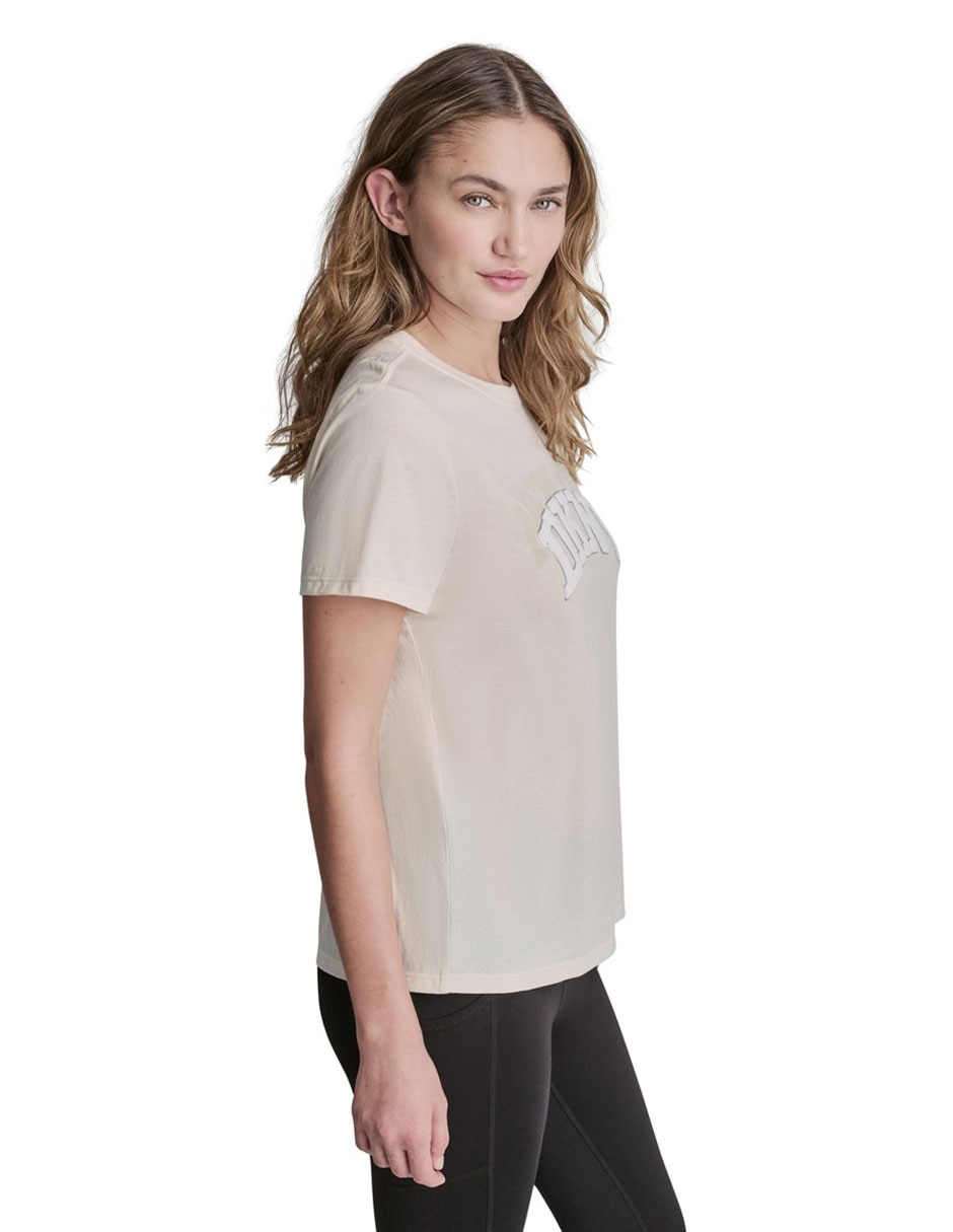 Playera cuello redondo para mujer 6
