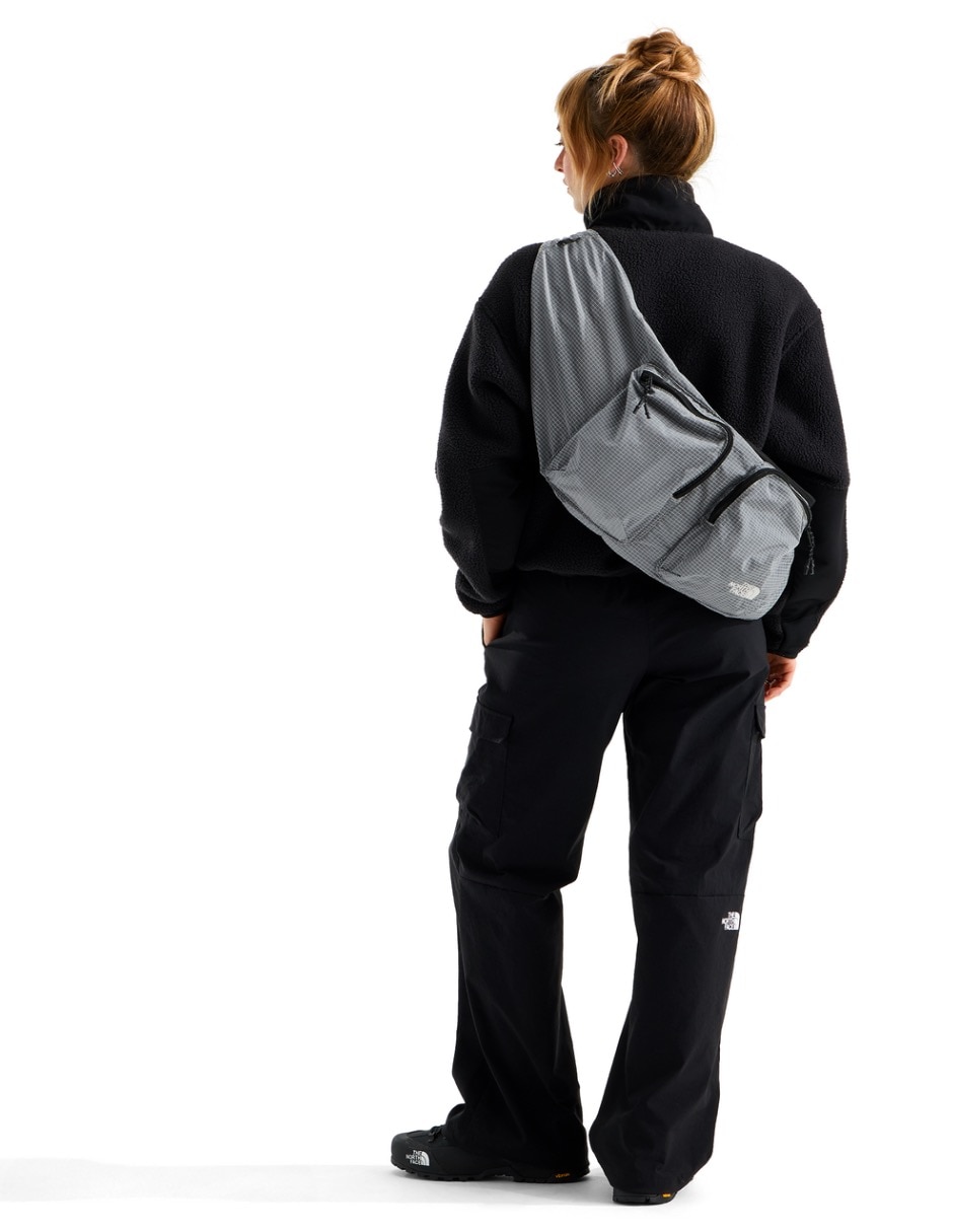 Bolsa crossbody Never Stop Utility Sling para mujer 4