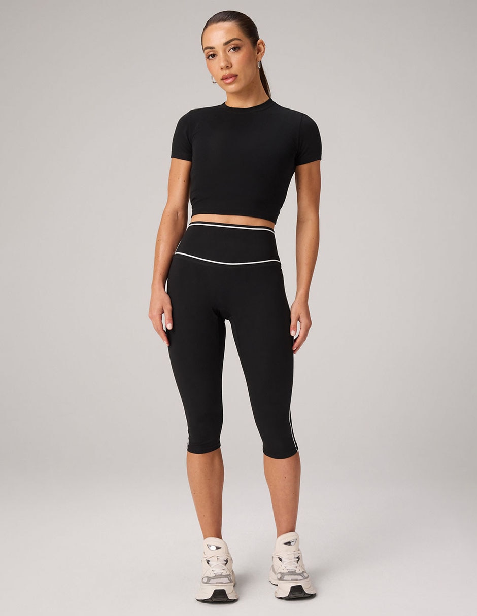 Playera manga corta cuello redondo para mujer