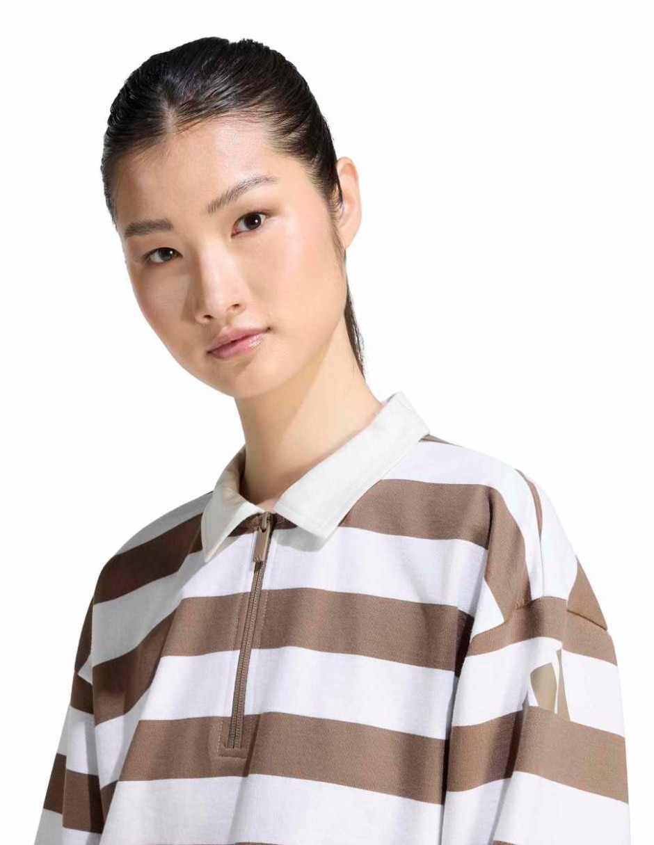 Playera manga larga Essentials cuello redondo mujer 5