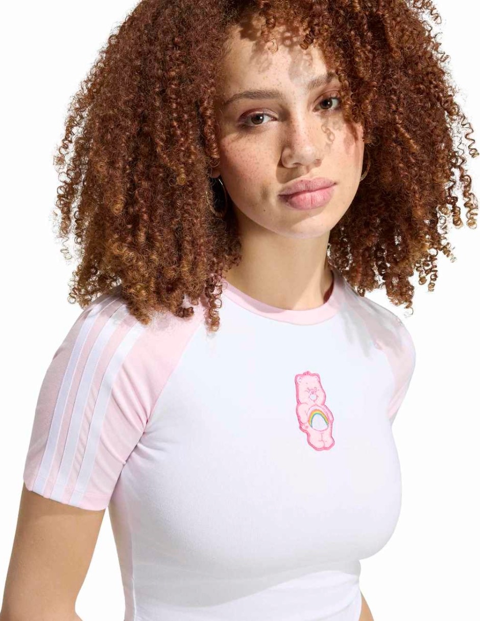 Playera manga corta Graphics cuello redondo para mujer 3