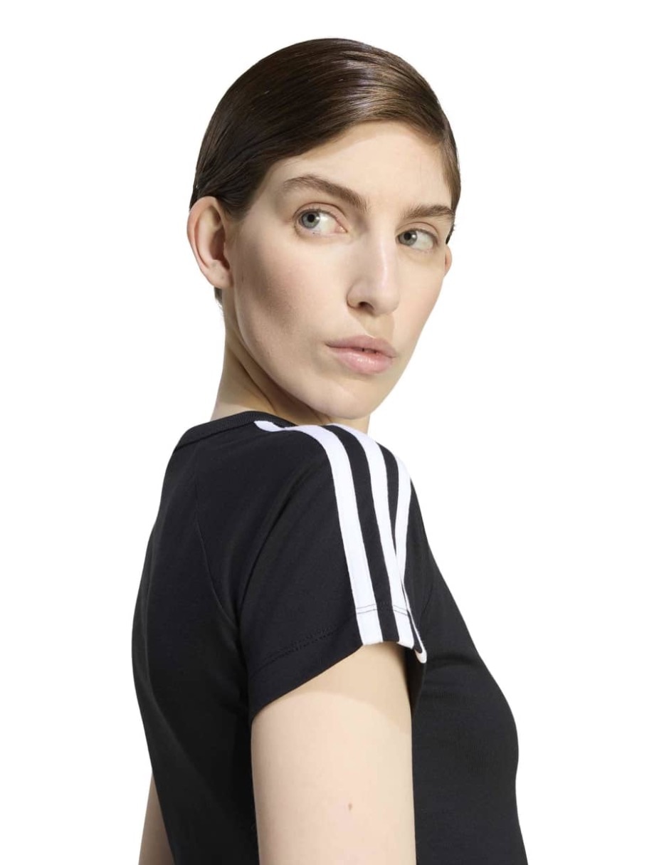 Playera manga corta Adicolor cuello redondo para mujer 4
