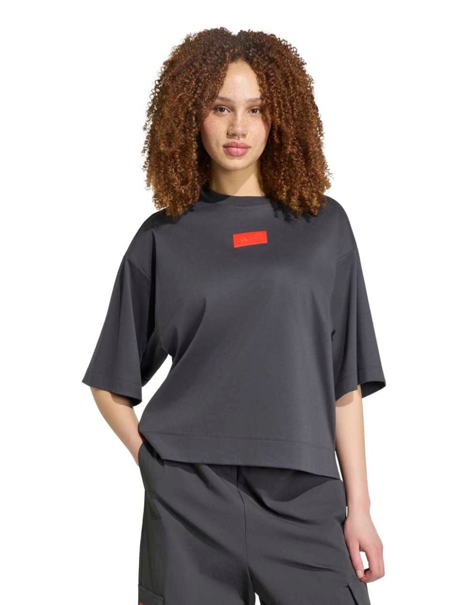 Playera manga corta cuello redondo mujer