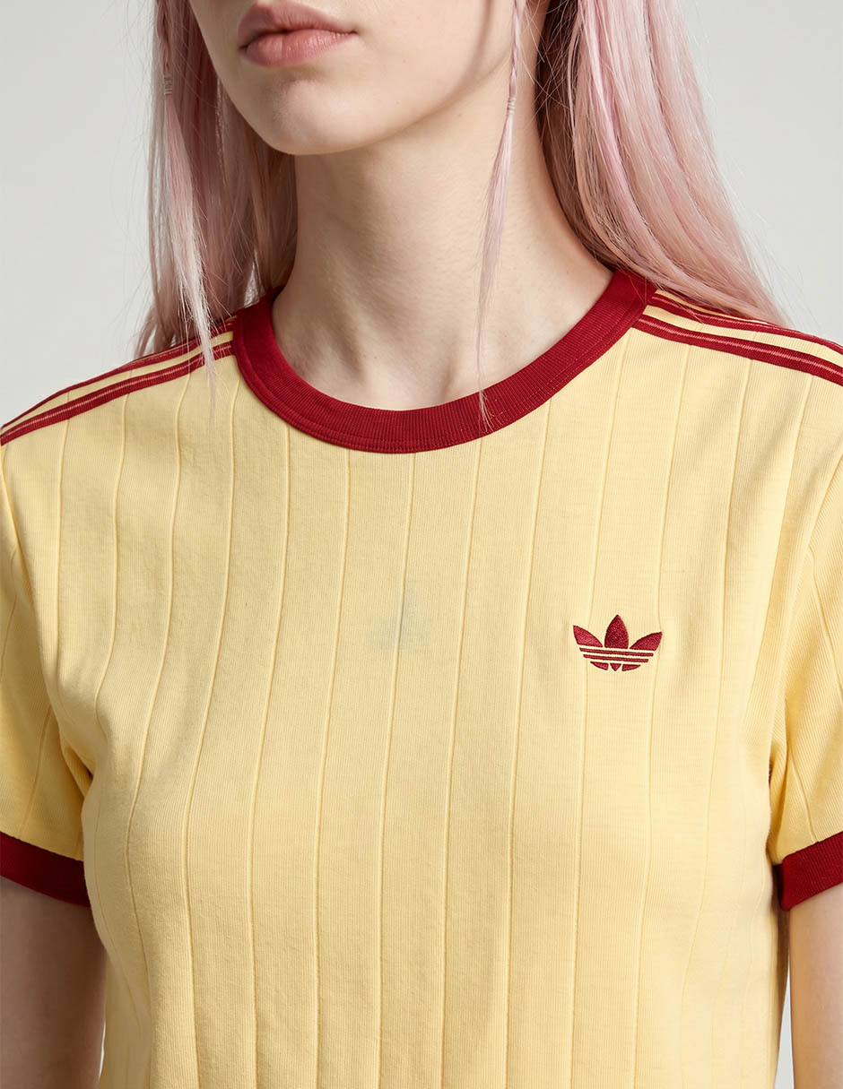 Playera manga corta adidas originals adicolor cuello redondo para mujer