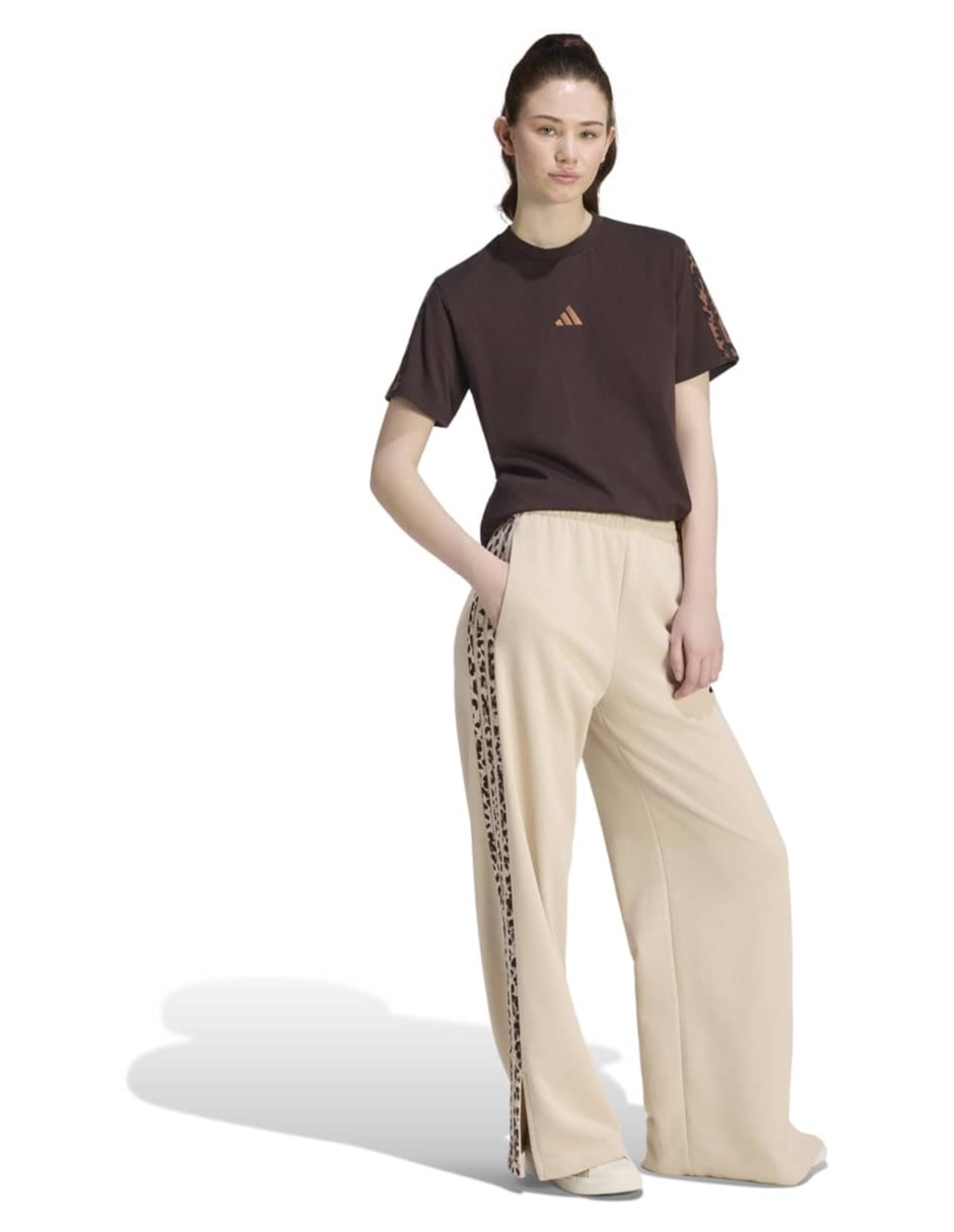 Playera manga corta Adidas Originals Seasonals cuello redondo para mujer