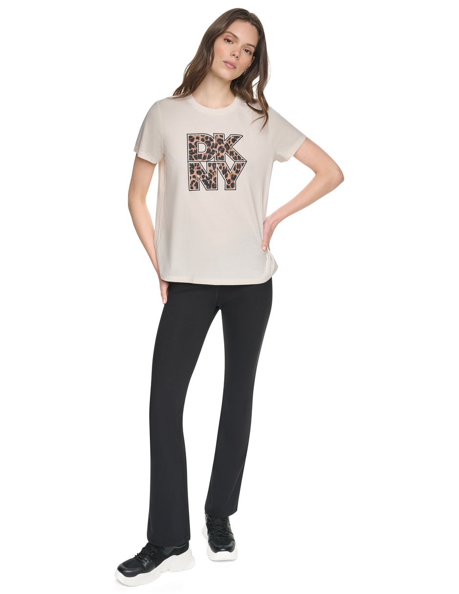 Playera manga corta cuello redondo para mujer 4
