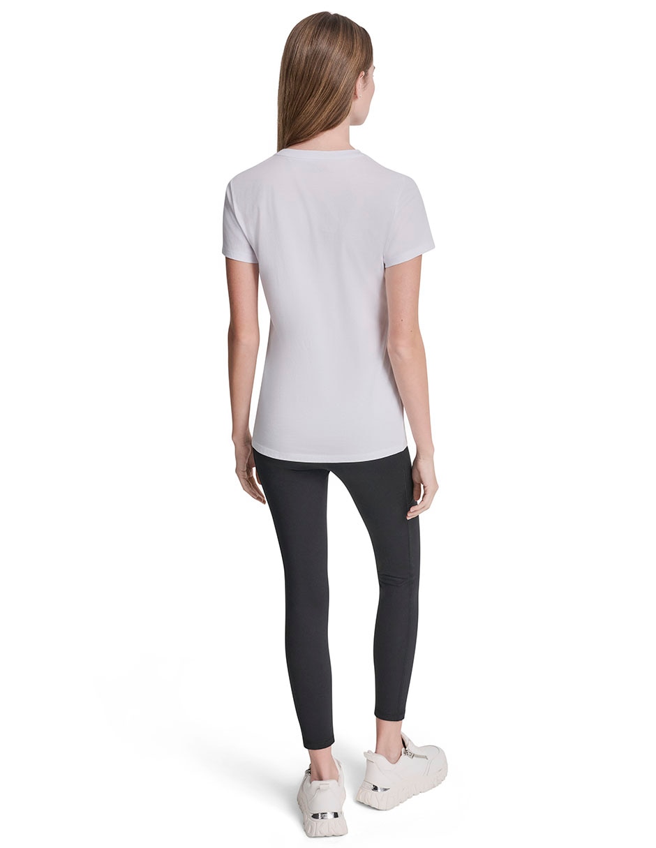 Playera manga corta cuello redondo para mujer 4