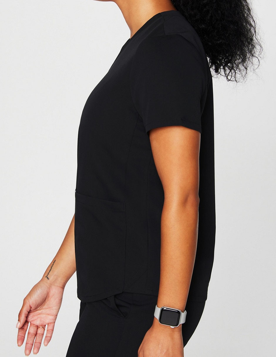 Playera manga corta Scrub cuello v mujer 4